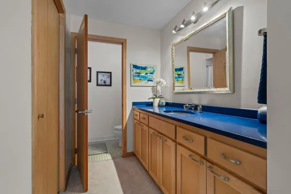 $315,000 | 2885 Knox Avenue South, Unit 605, Minneapolis, MN 55408