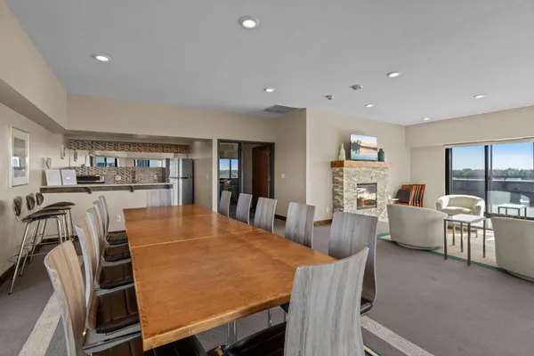 $315,000 | 2885 Knox Avenue South, Unit 605, Minneapolis, MN 55408