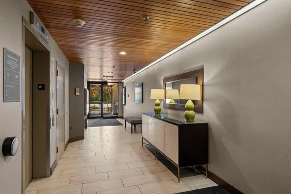 $315,000 | 2885 Knox Avenue South, Unit 605, Minneapolis, MN 55408