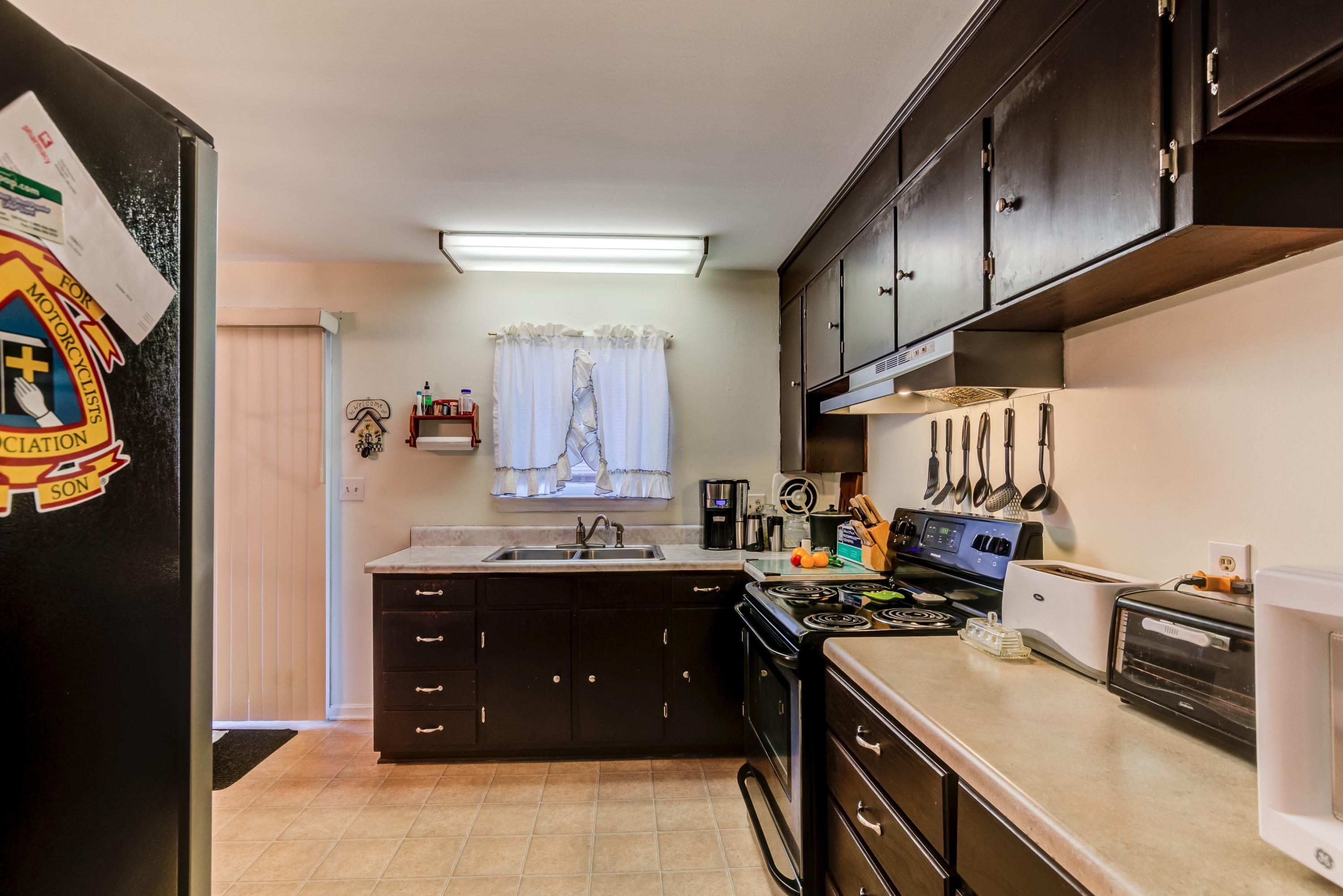 5428 Plantation Road Roanoke, VA 24019 - Photo 6 of 33 006-246553-3-5428 Plantation Rd-3_553251