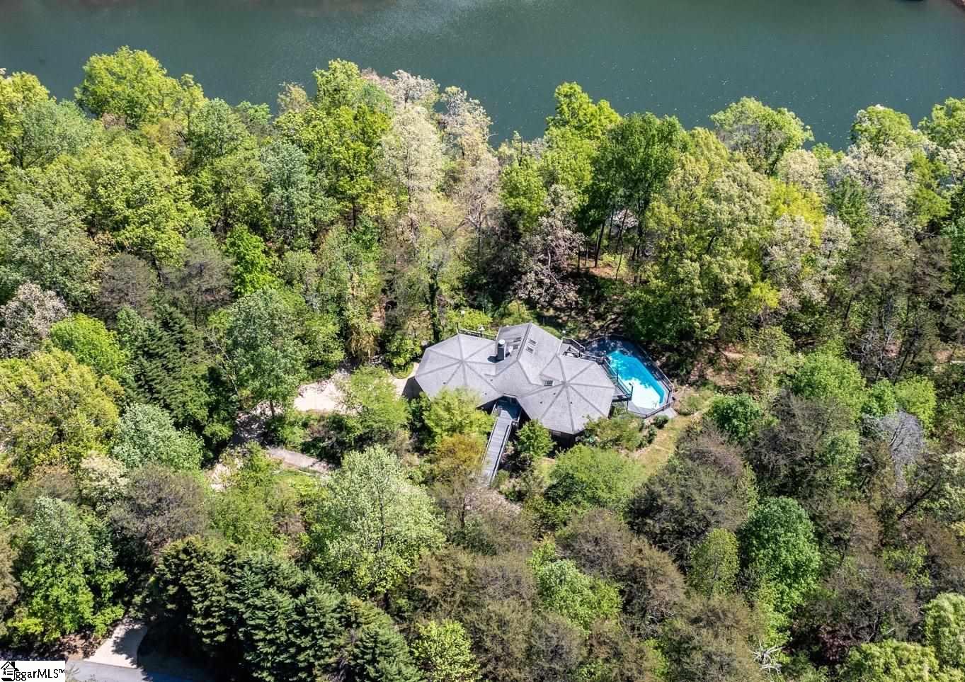 305 Raven Cliff Road Cleveland, SC 29635 - Photo 7 of 36
