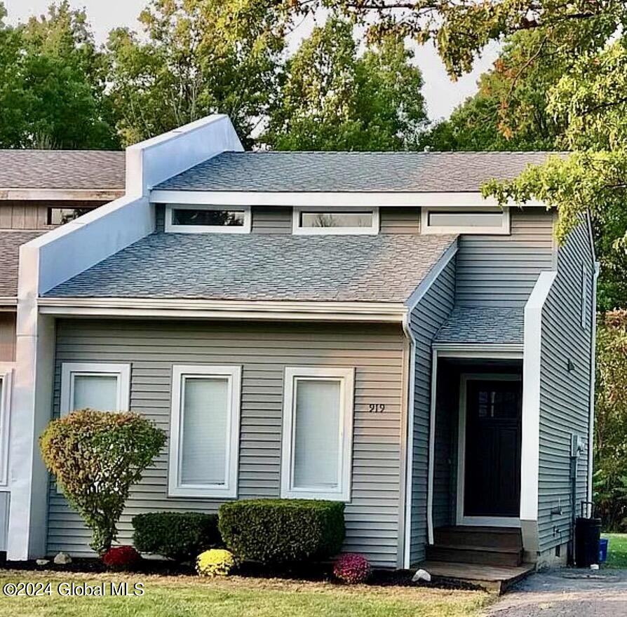 919 Pletcher Road Lewiston, NY 14174 - Photo 1 of 50 919 Primary