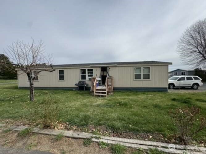 2285 Basin Street Southwest, Unit 7 Ephrata, WA 98823 - Photo 2 of 28