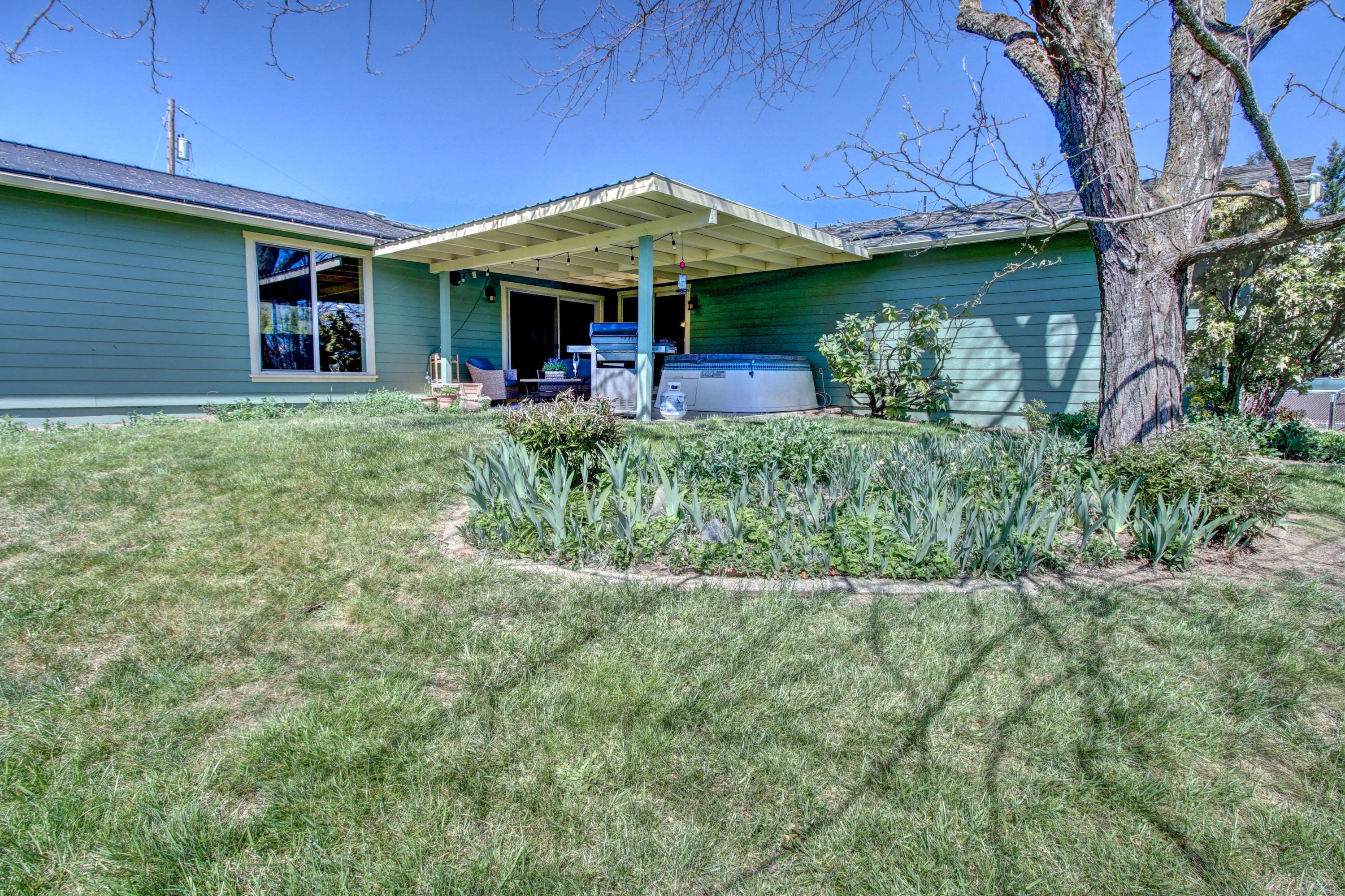3055 Burrell Road Medford, OR 97501 - Photo 44 of 45 06 Side Yarda