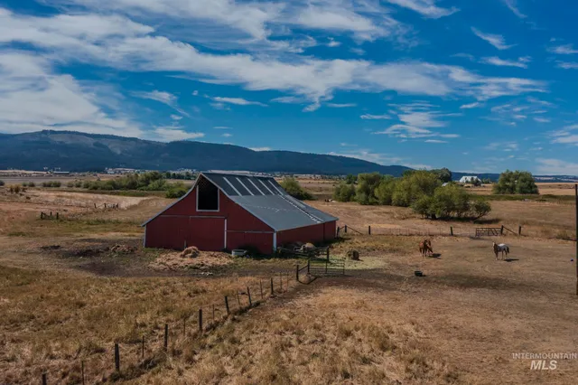 $495,000 | 196 Highway 95, Grangeville, ID 83530
