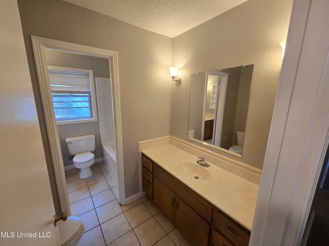 $1,499 | 1650 Hickory Drive, Southaven, MS 38671