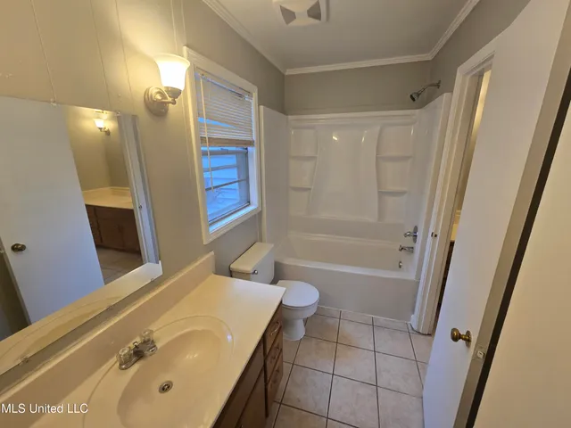 $1,499 | 1650 Hickory Drive, Southaven, MS 38671