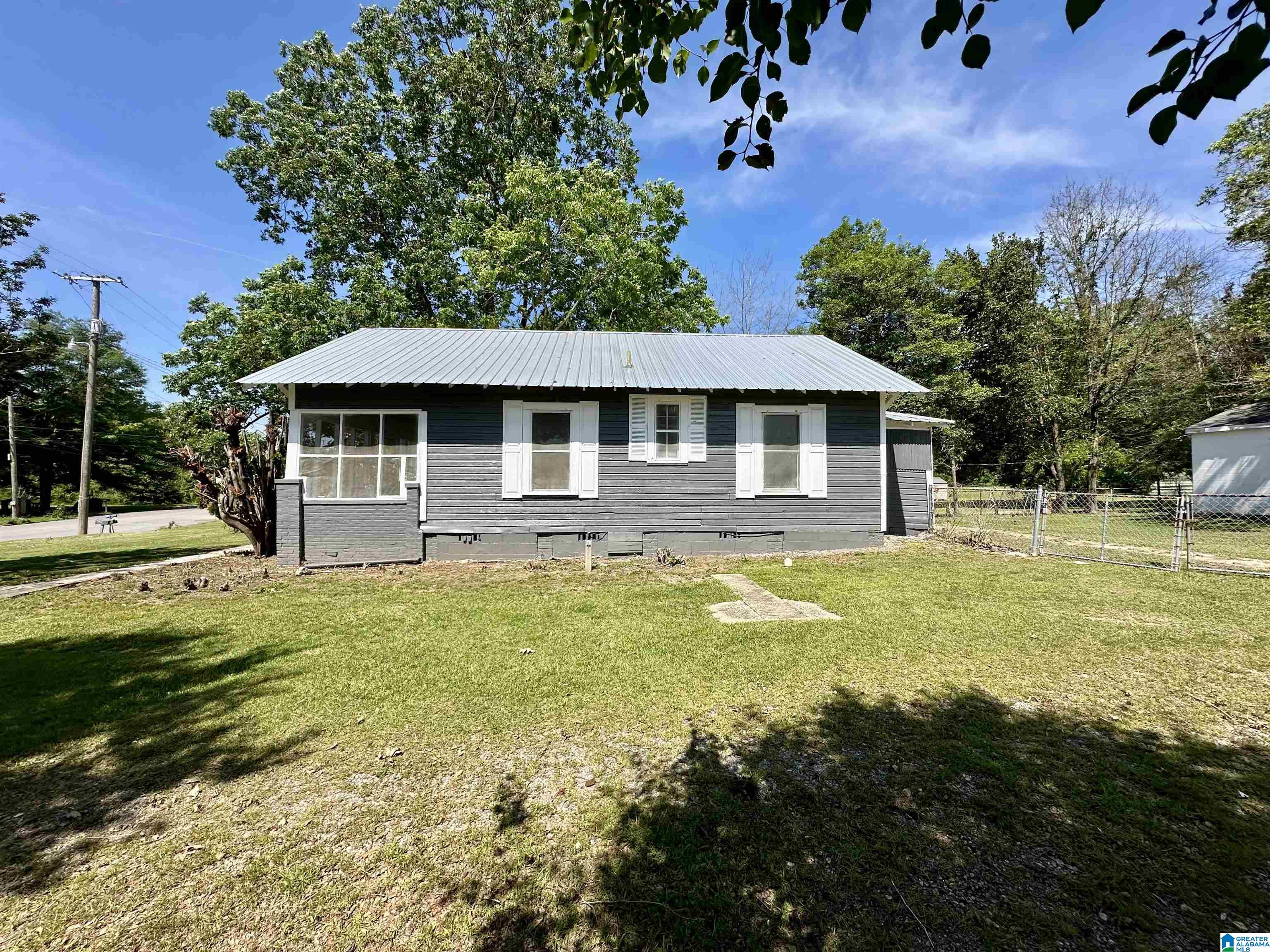 1406 Quarry Road Sylacauga, AL 35151 - Photo 17 of 26