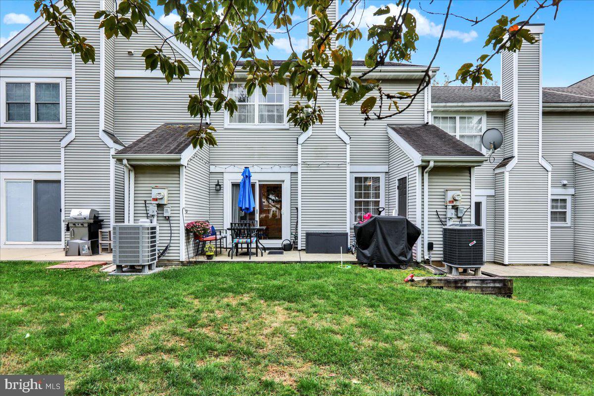 120 Laurel Court Reading, PA 19610 - Photo 21 of 21 front view of a house with a yard