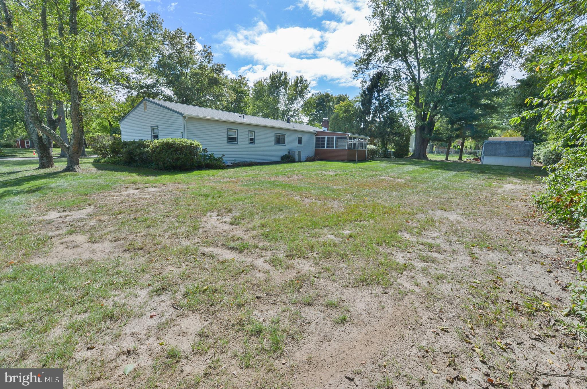 437 Cedar Lane Mickleton, NJ 08056 - Photo 7 of 29 a view of a backyard