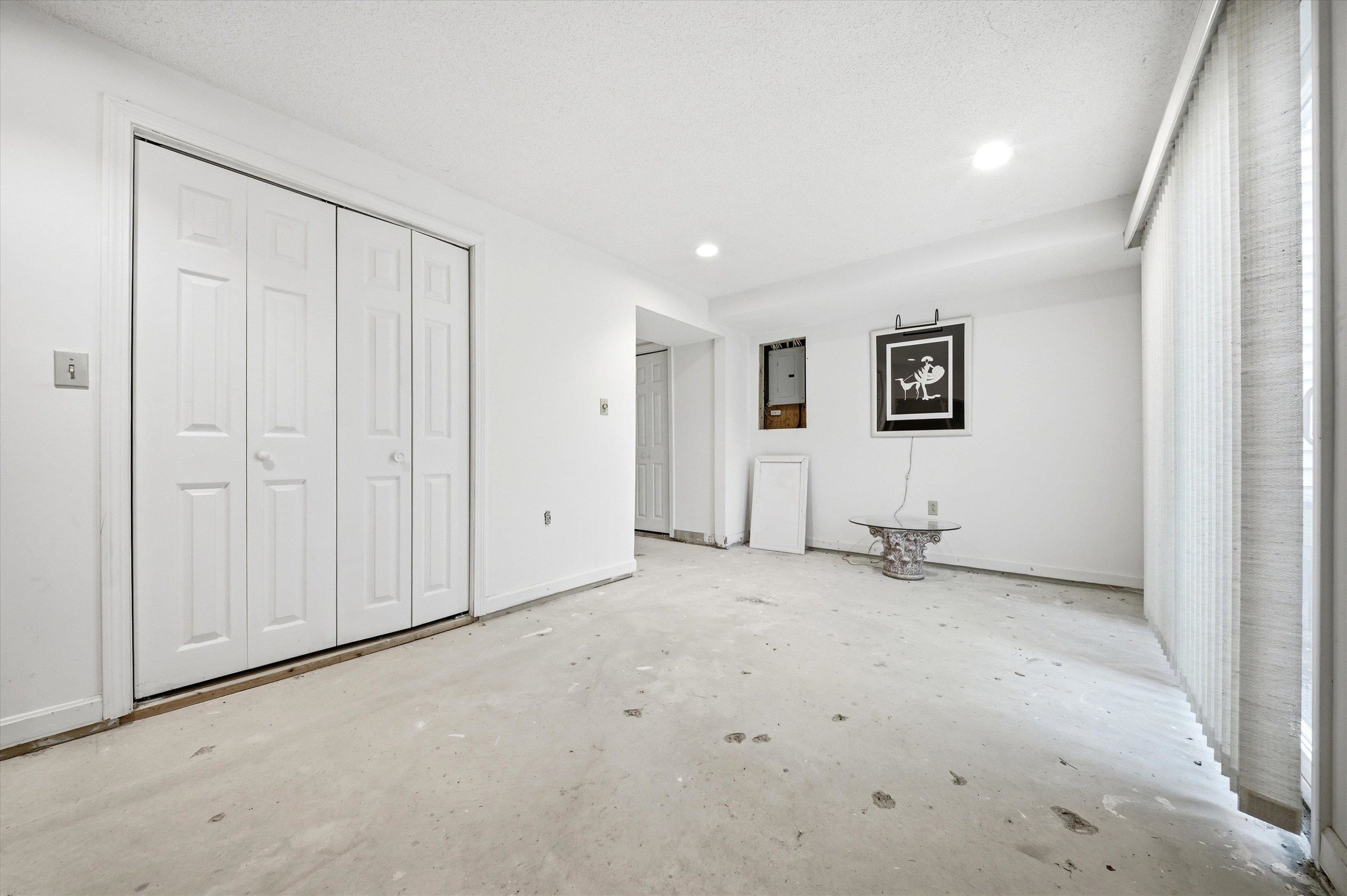 16 Salisbury Road Nashua, NH 03064 - Photo 32 of 39 Gallery Image 32