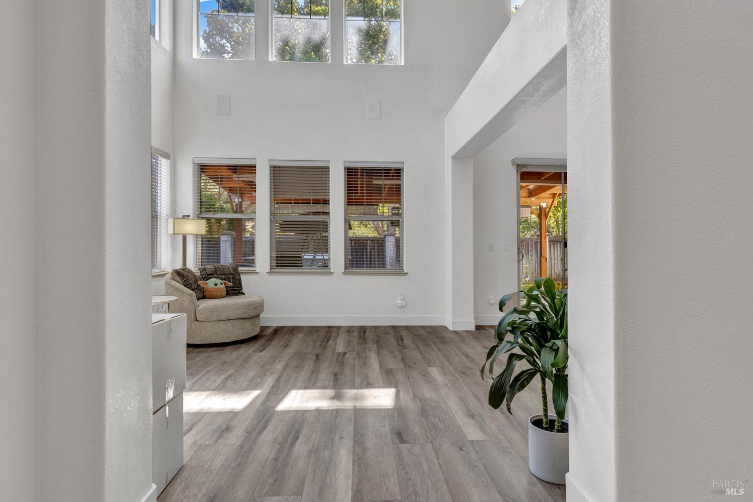 4017 The Masters Drive Fairfield, CA 94533 - Photo 5 of 37