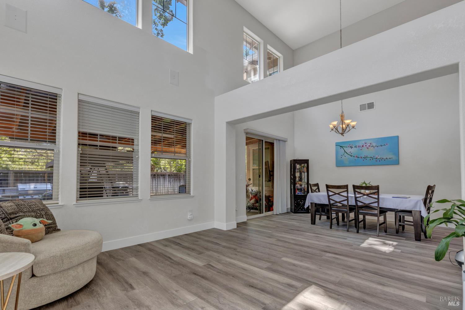 4017 The Masters Drive Fairfield, CA 94533 - Photo 7 of 37