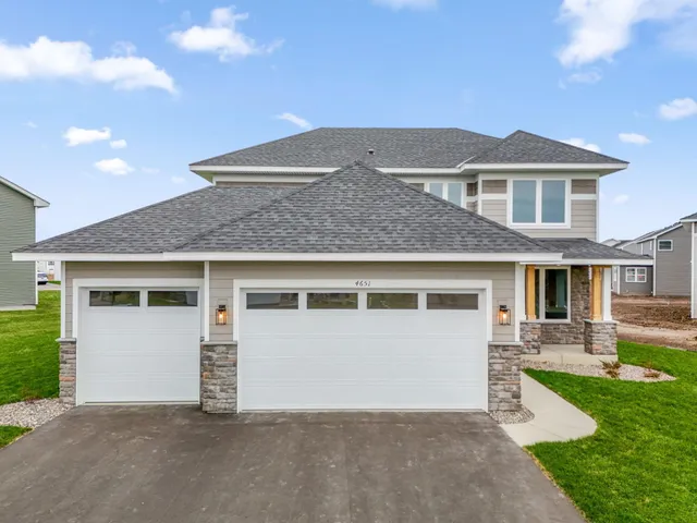 $649,970 | 4651 Obsidian Way, Victoria, MN 55386