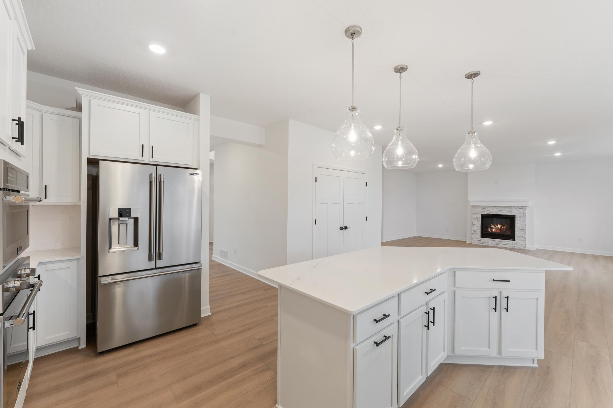 4651 Obsidian Way Victoria, MN 55386 - Photo 4 of 26