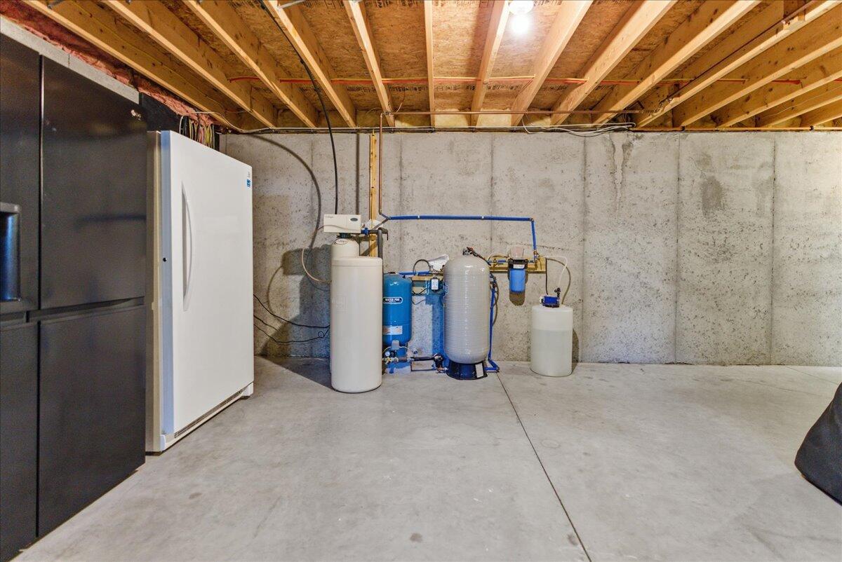 371 Maquoit Road Brunswick, ME 04011 - Photo 68 of 107 098-371 Maquoit Rd_Brunswick_ME-86