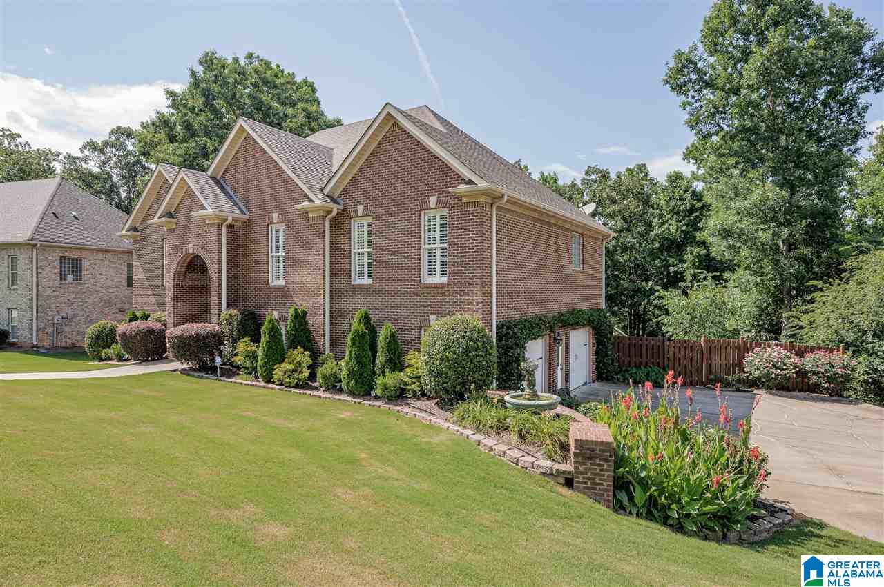 451 Sunset Lake Circle Chelsea, AL 35043 - Photo 3 of 45
