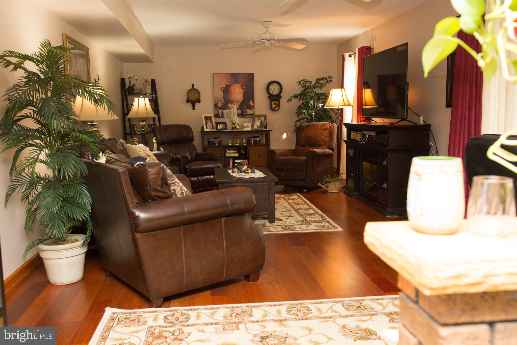71 Hartford Road Sewell, NJ 08080 - Photo 10 of 35 Gallery Image 10