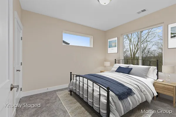 $345,900 | 2213 Watertown Way, Grand Rapids, MI 49505