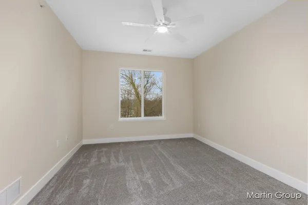 $345,900 | 2213 Watertown Way, Grand Rapids, MI 49505