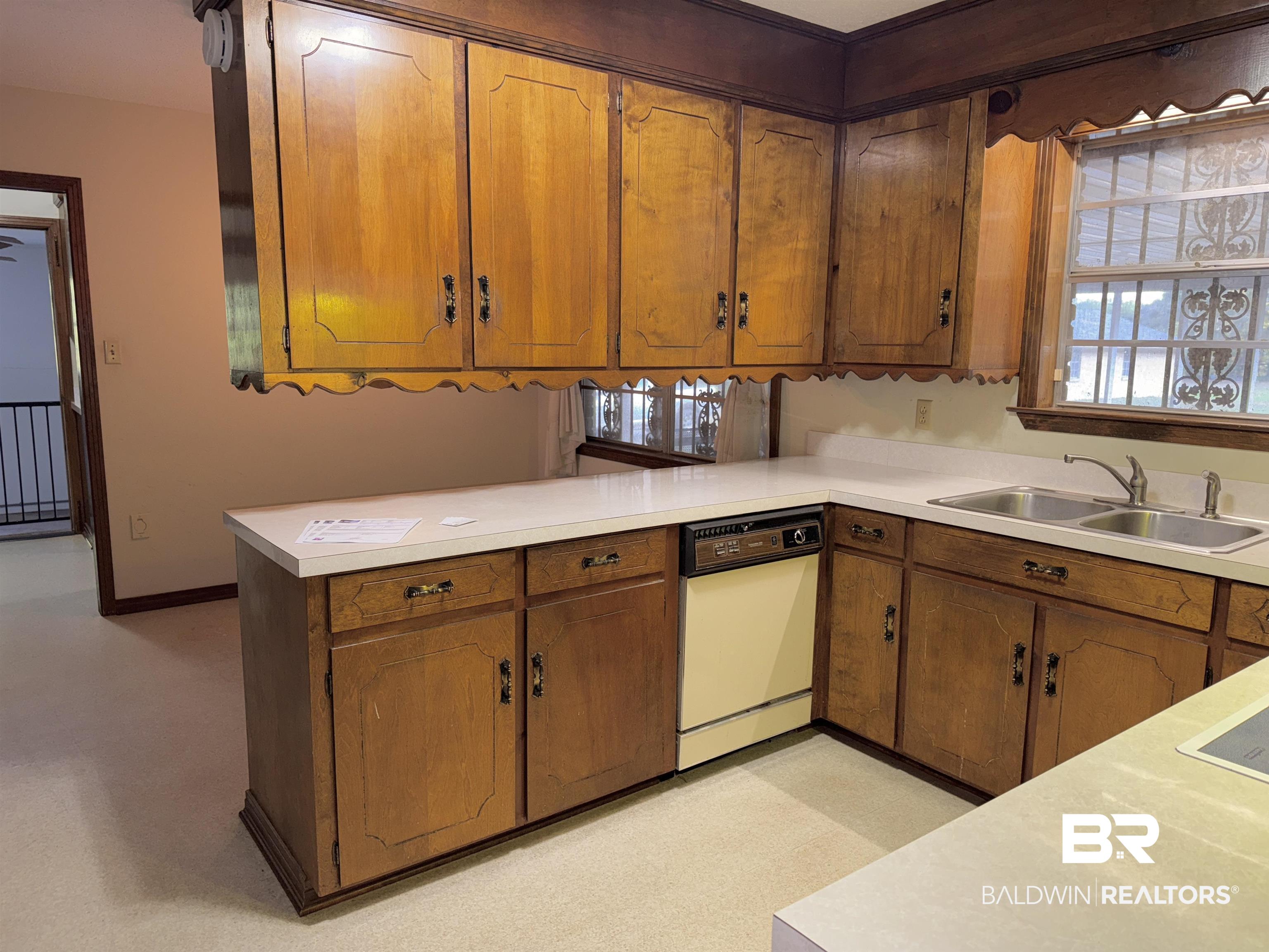 8021 Yorkhaven Road Mobile, AL 36695 - Photo 8 of 21