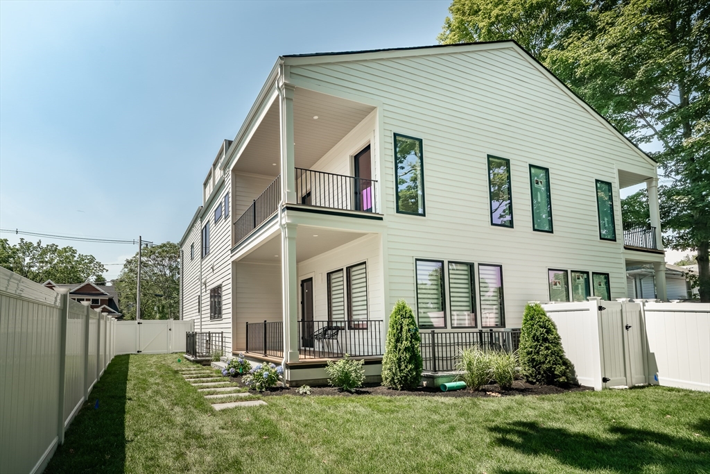 154 Langley Road, Unit 1 Newton, MA 02459 - Photo 18 of 25