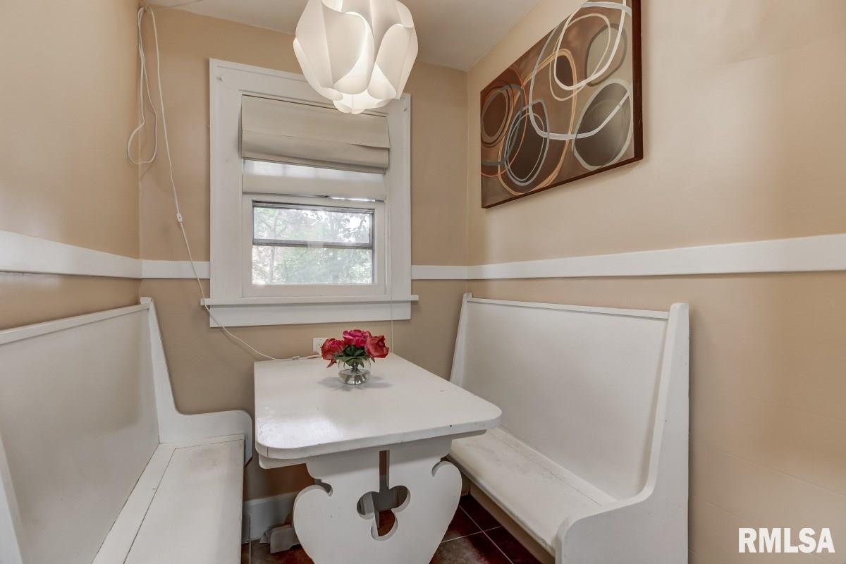 1025 West Governor Street Springfield, IL 62704 - Photo 14 of 36 Gallery Image 14