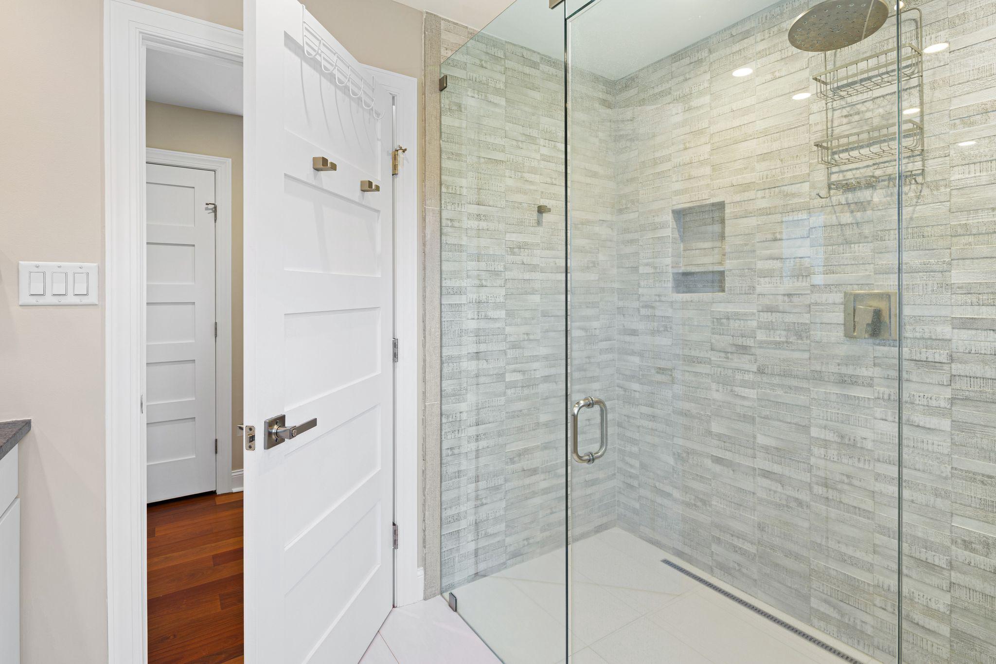 883 Echo Hill Road West Chester, PA 19382 - Photo 26 of 50 Hall Bathroom