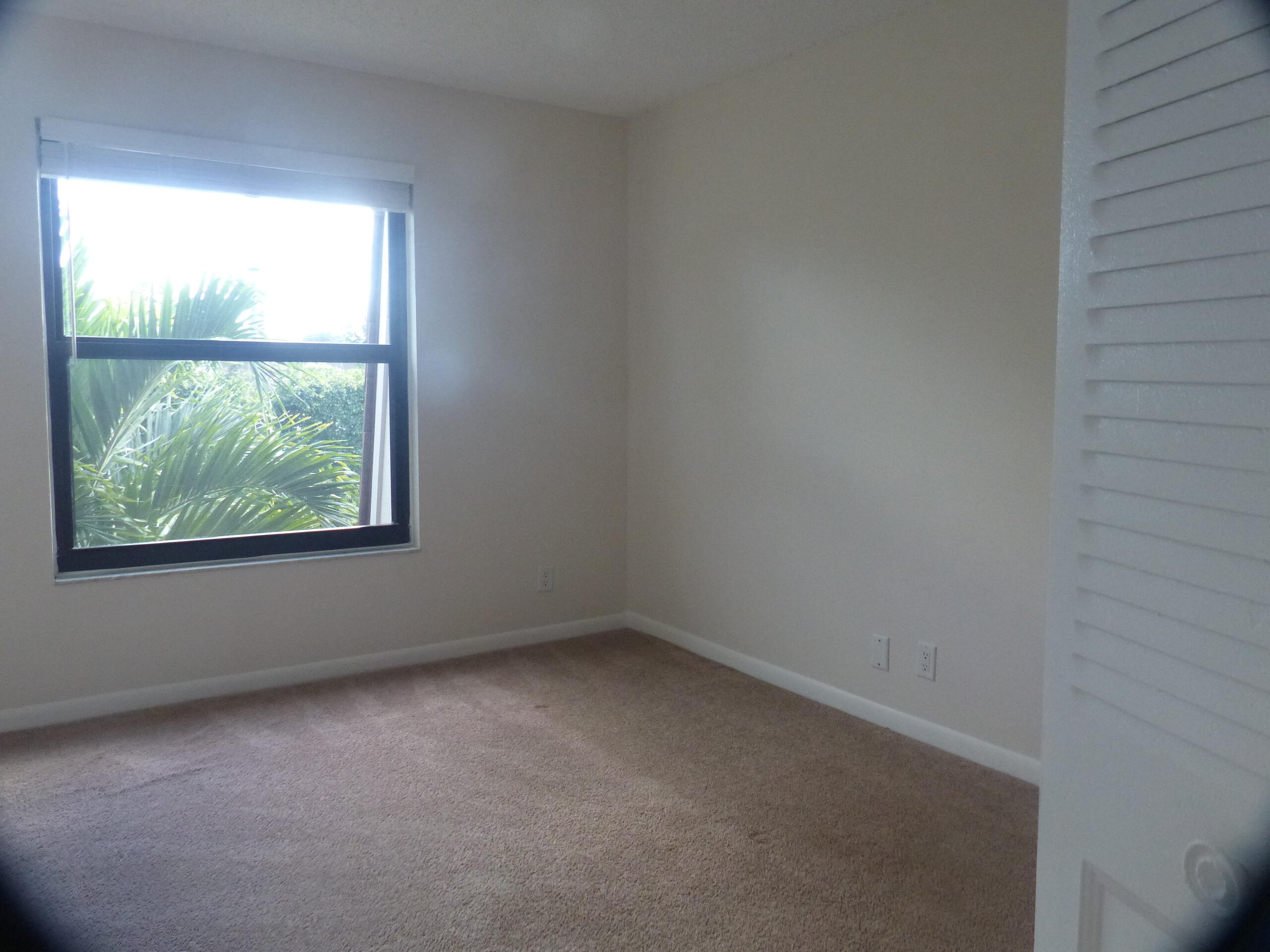 7779 Courtyard Run West Boca Raton, FL 33433 - Photo 6 of 38 2012-03-29 16.25.19