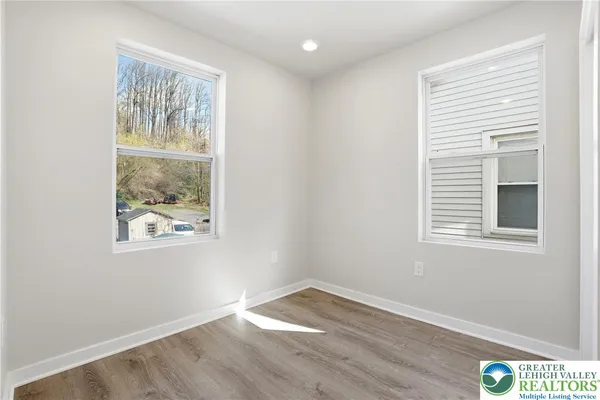 $2,500 | 1065 Bushkill Drive, Easton, PA 18042