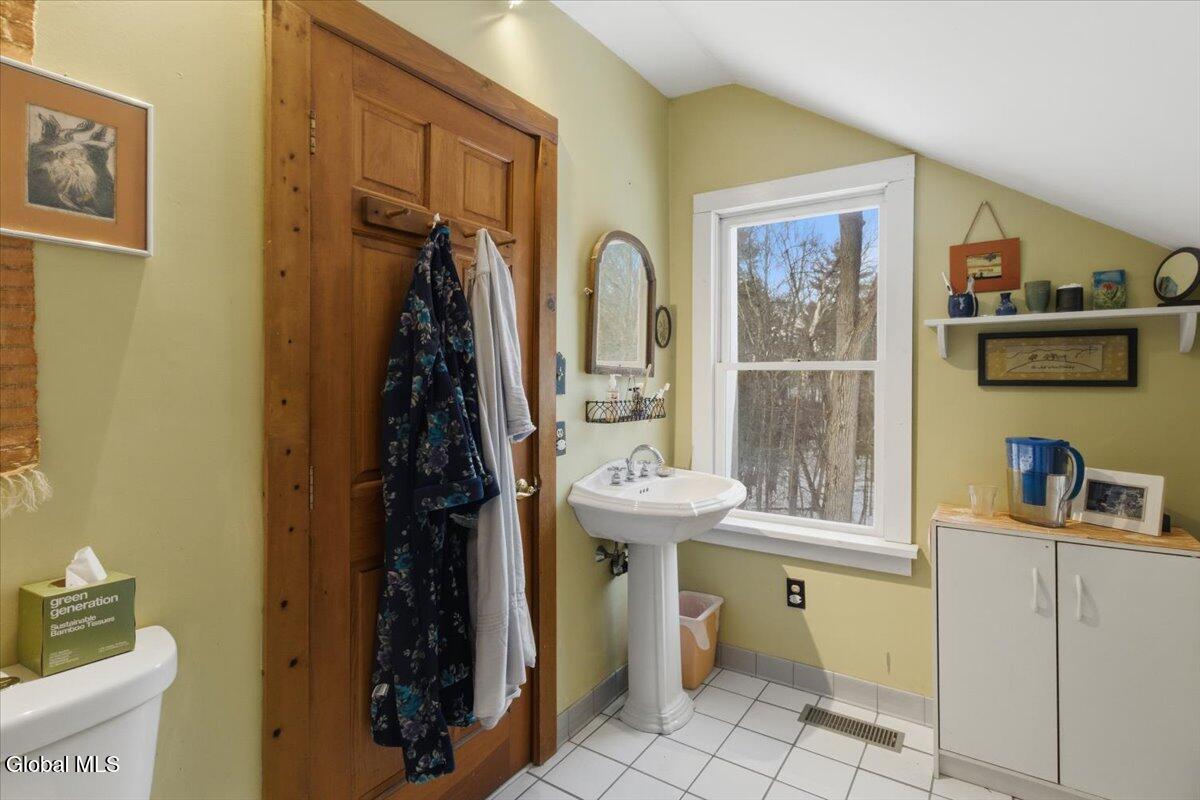 64 Putnam Road Stillwater, NY 12170 - Photo 23 of 37 26-IMG_3913