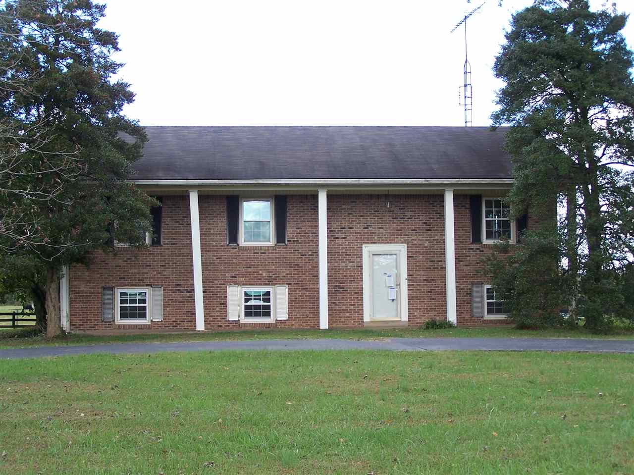 248 Loving Road Bowling Green, KY 42101 - Photo 1 of 29 Gallery Image 1