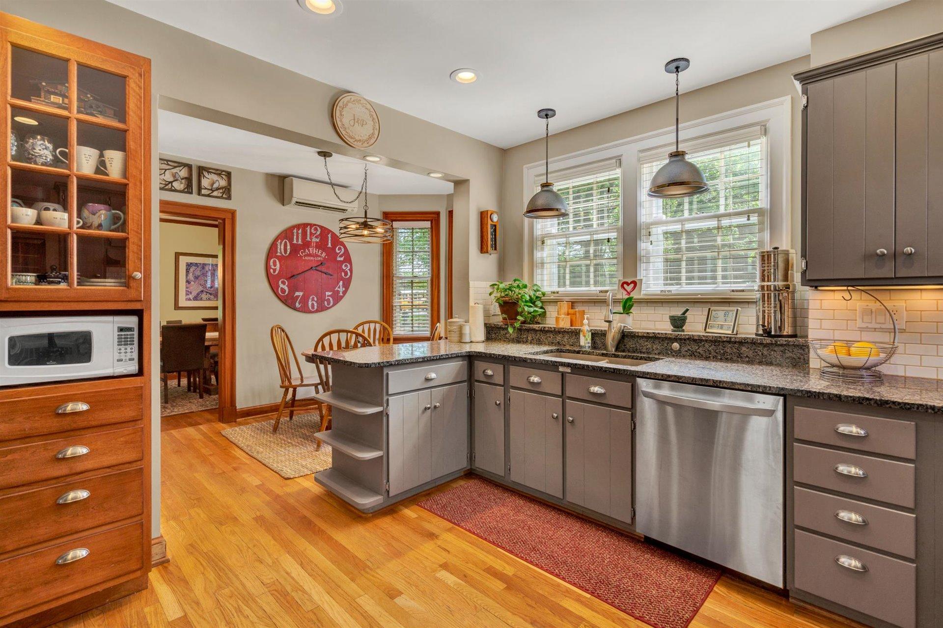 2103 Grandin Road Southwest Roanoke, VA 24015 - Photo 20 of 71 Kitchen & Breakfast Nook