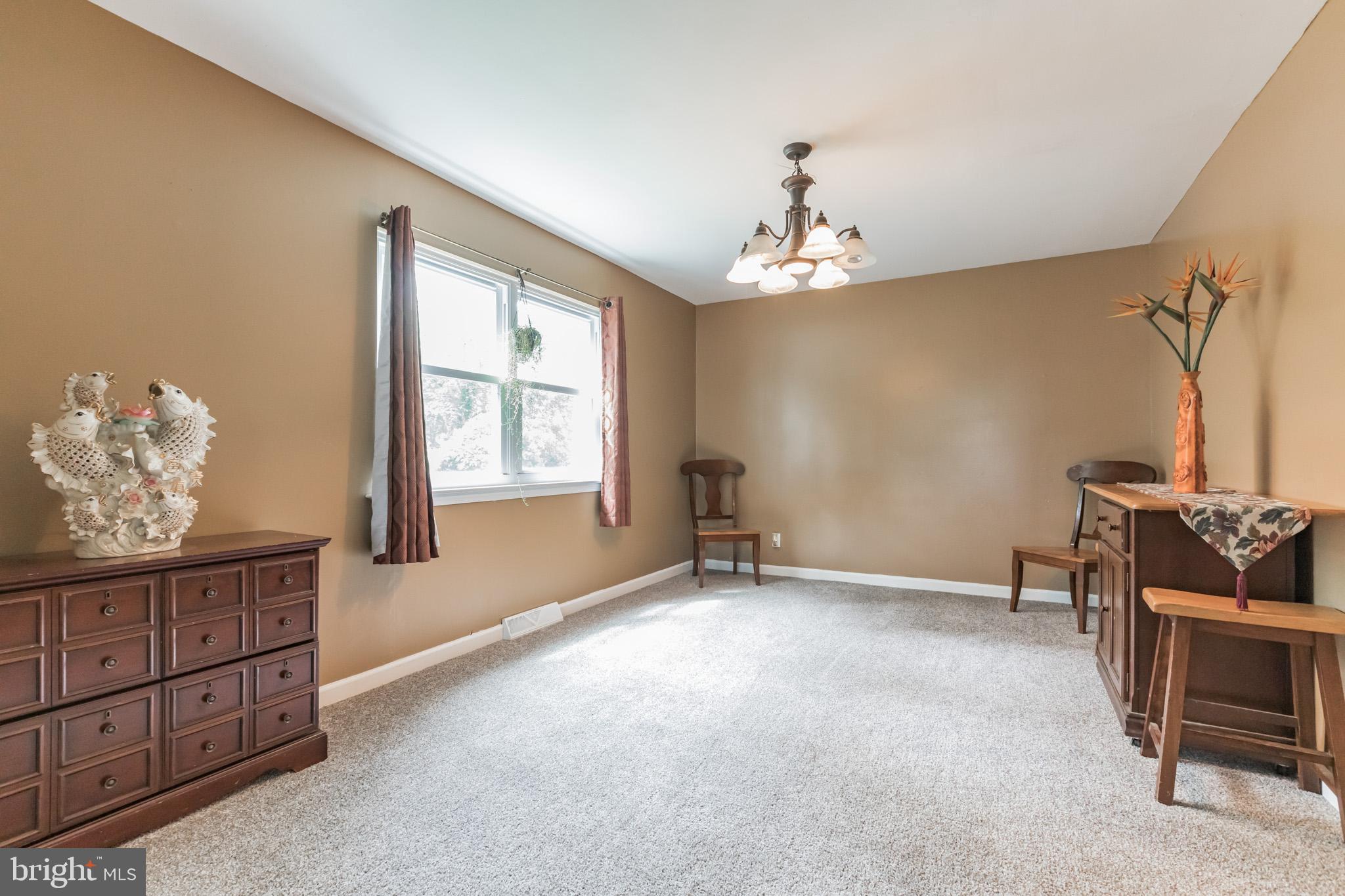 134 Sandringham Road Cherry Hill, NJ 08003 - Photo 6 of 30 Dining Room