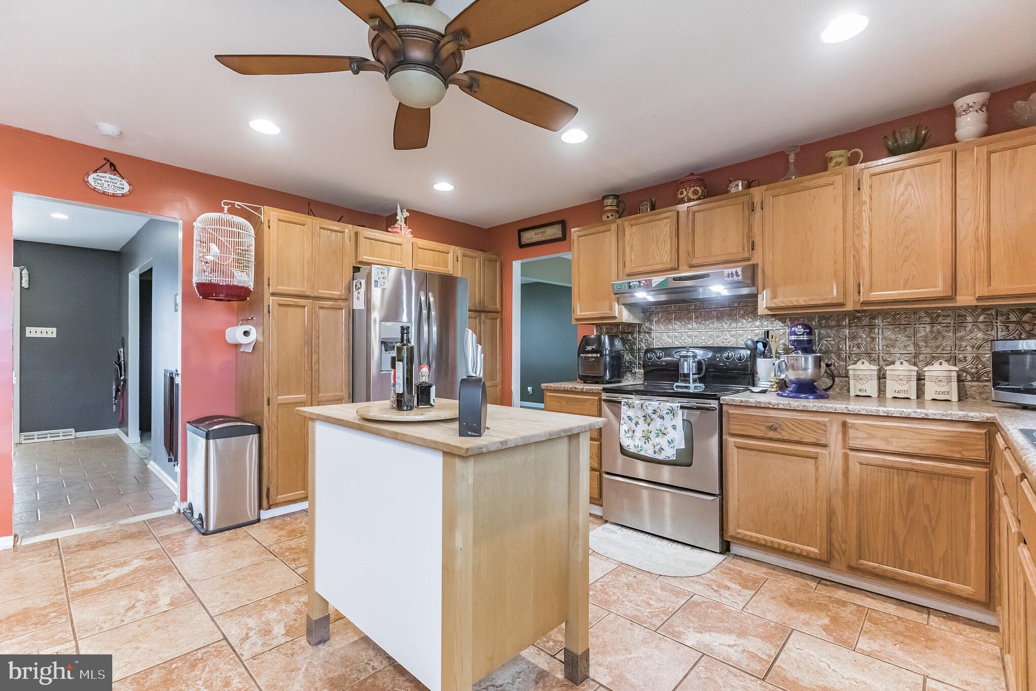 134 Sandringham Road Cherry Hill, NJ 08003 - Photo 9 of 30 Kitchen with Island
