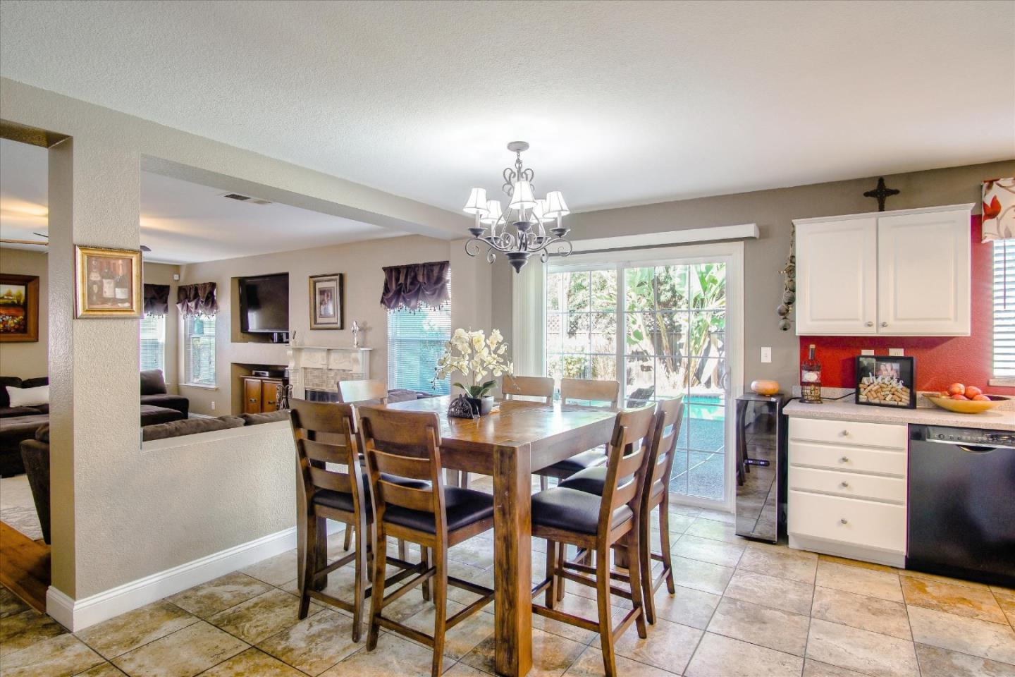 2745 Valley View Road Hollister, CA 95023 - Photo 19 of 47 Gallery Image 19