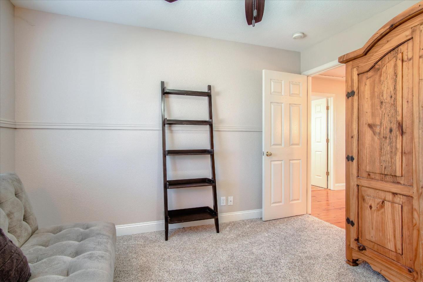 2745 Valley View Road Hollister, CA 95023 - Photo 25 of 47 Gallery Image 25