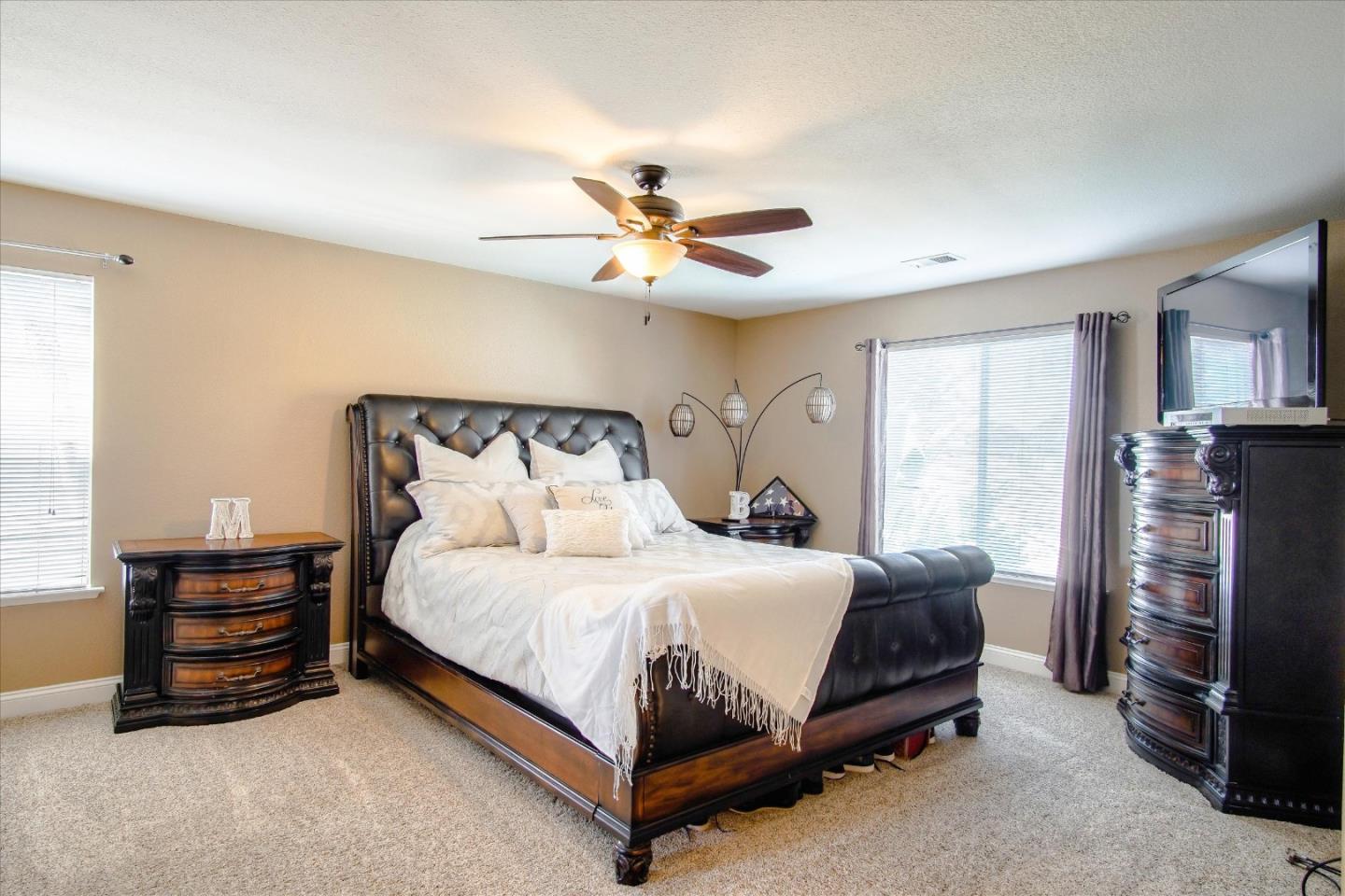 2745 Valley View Road Hollister, CA 95023 - Photo 32 of 47 Gallery Image 32