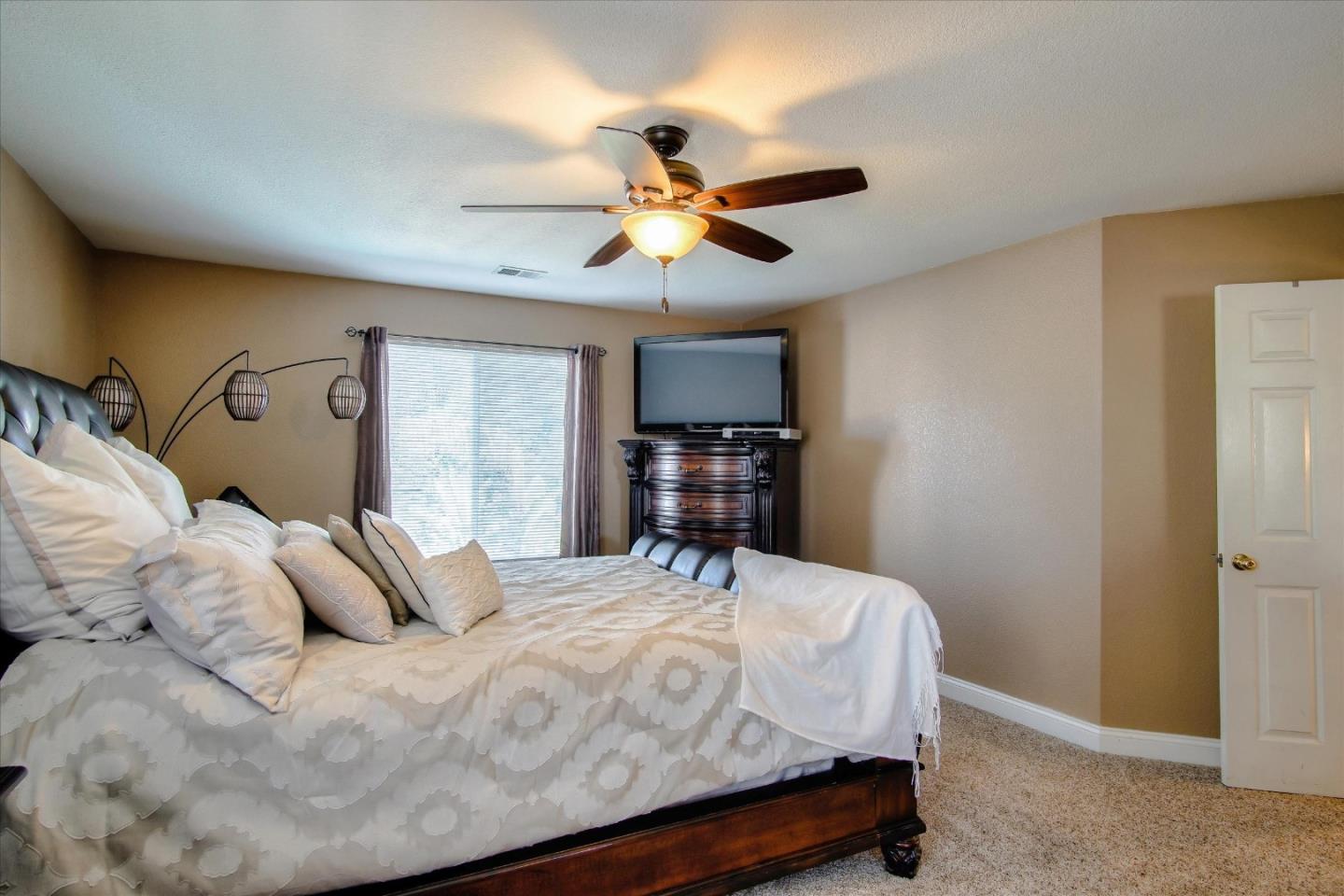 2745 Valley View Road Hollister, CA 95023 - Photo 33 of 47 Gallery Image 33