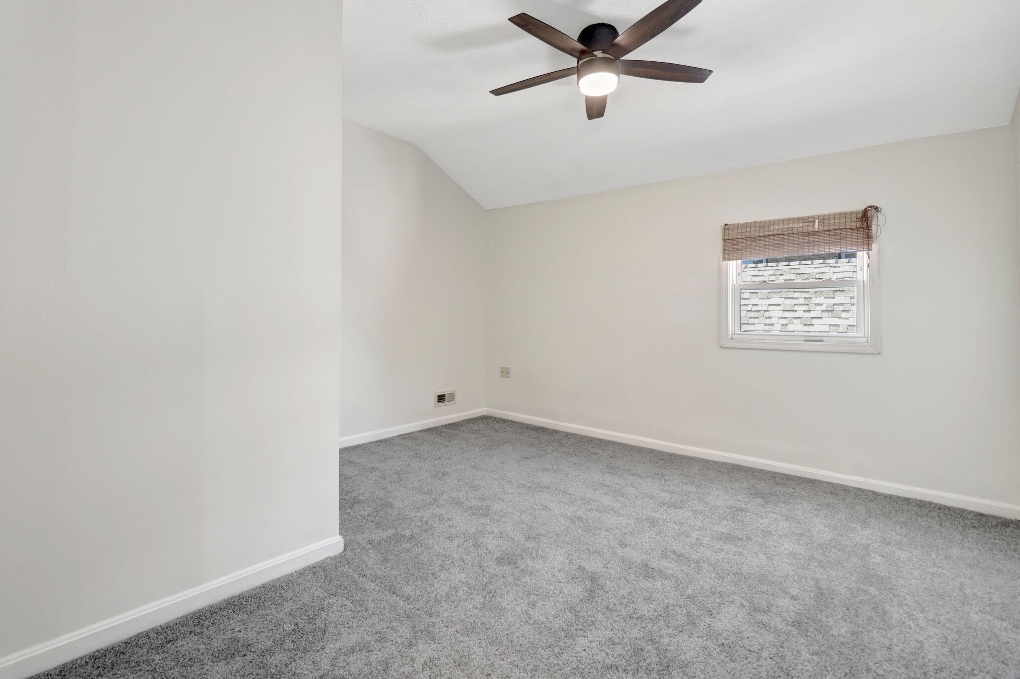 544 Oak Street Covington, KY 41016 - Photo 27 of 41 45-web-or-mls-IMG_1834