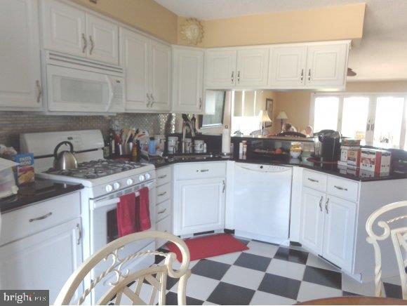 1 West Mariners Point Tuckerton, NJ 08087 - Photo 8 of 36 Gallery Image 8