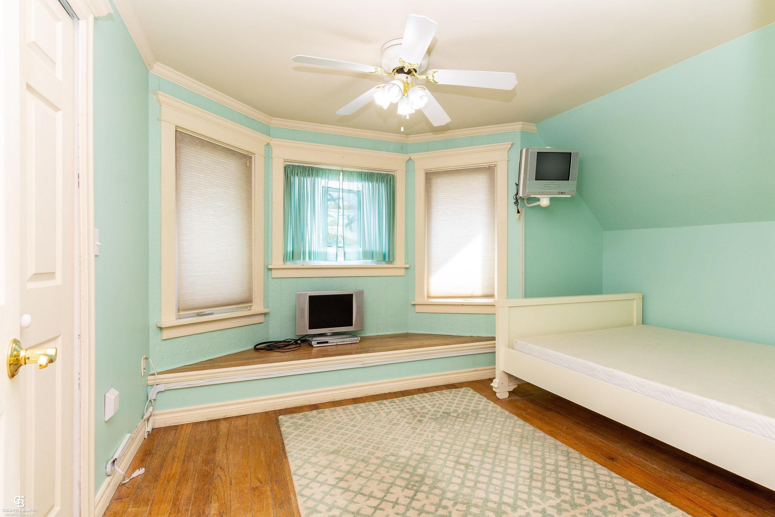 80470 Main Street Memphis, MI 48041 - Photo 36 of 72 50117453-35.JPG