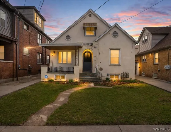 $169,000 | 2247 Grand Avenue, Niagara Falls, NY 14301