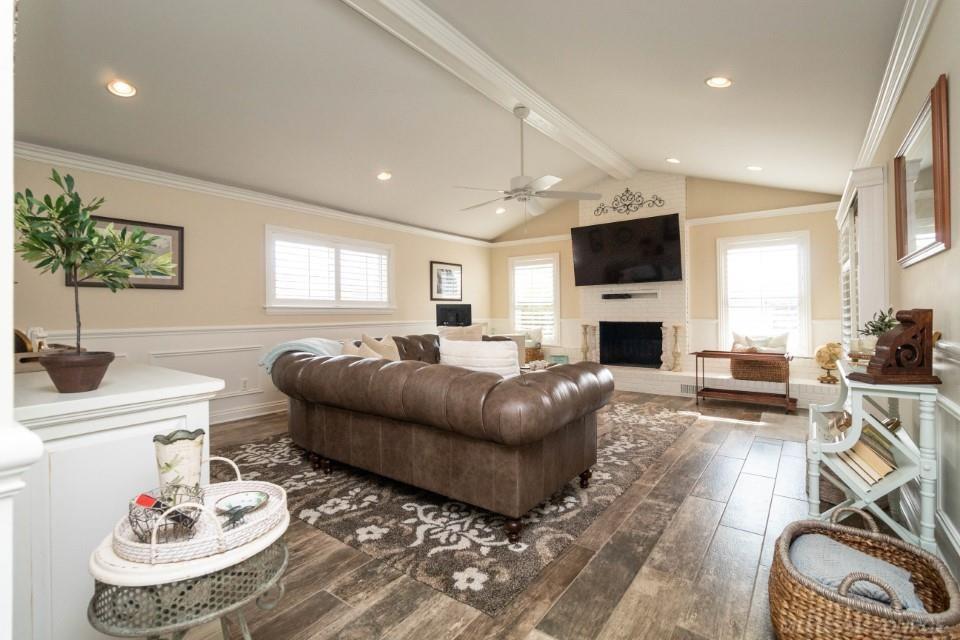 7205 Bluebill Road Algonac, MI 48001 - Photo 6 of 37 50056270-5.JPG