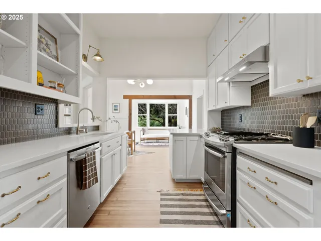 $1,175,000 | 1912 Northeast 11th Avenue, Portland, OR 97212