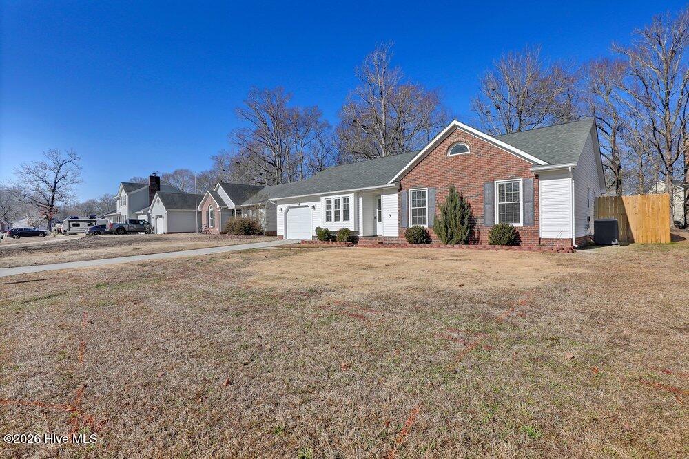 161 Raintree Circle Jacksonville, NC 28540 - Photo 4 of 33 001_6g8a9303_418