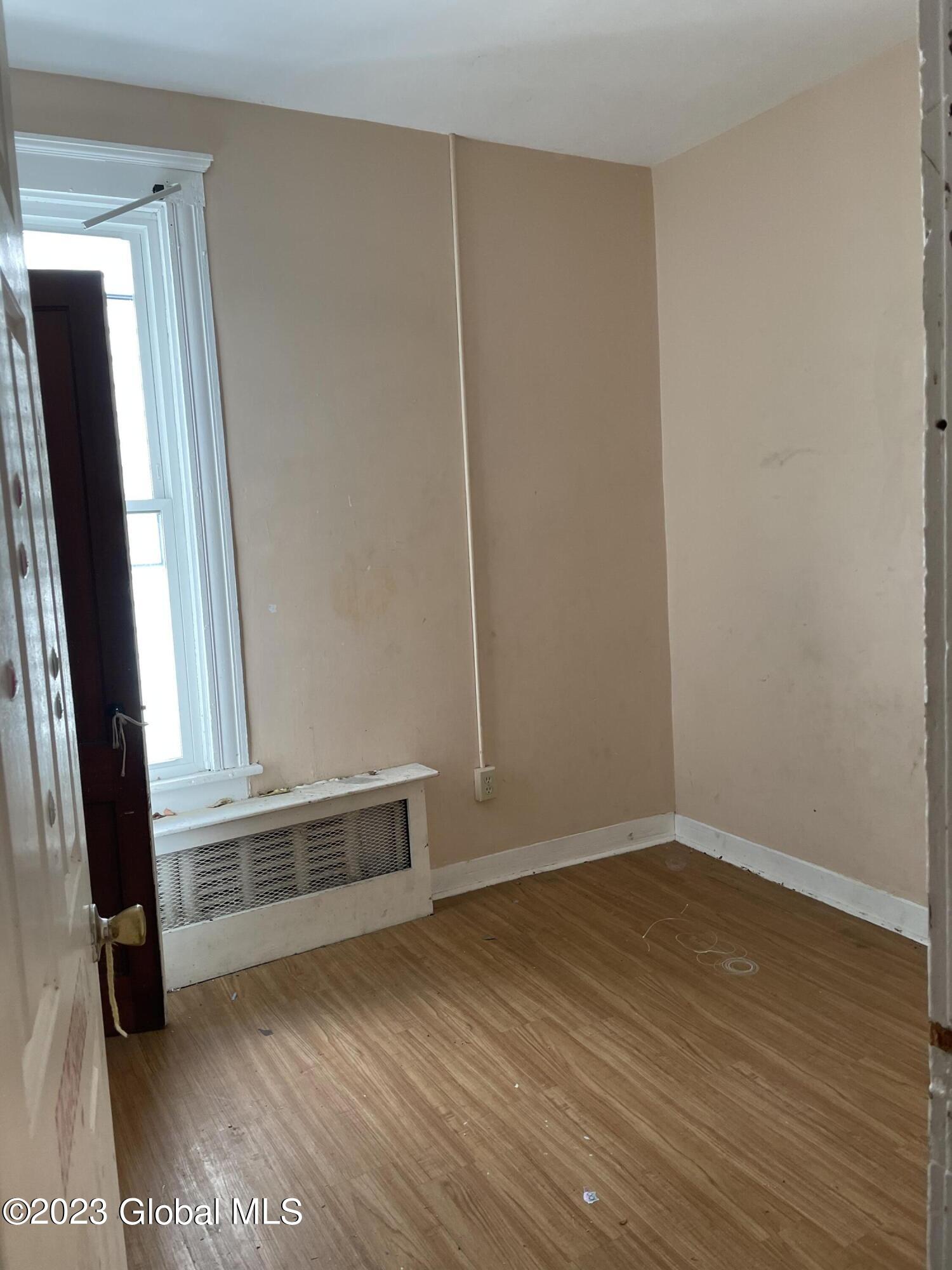 329 2nd Street Albany, NY 12206 - Photo 10 of 19 95258358-003E-44AC-A391-125144FED11F