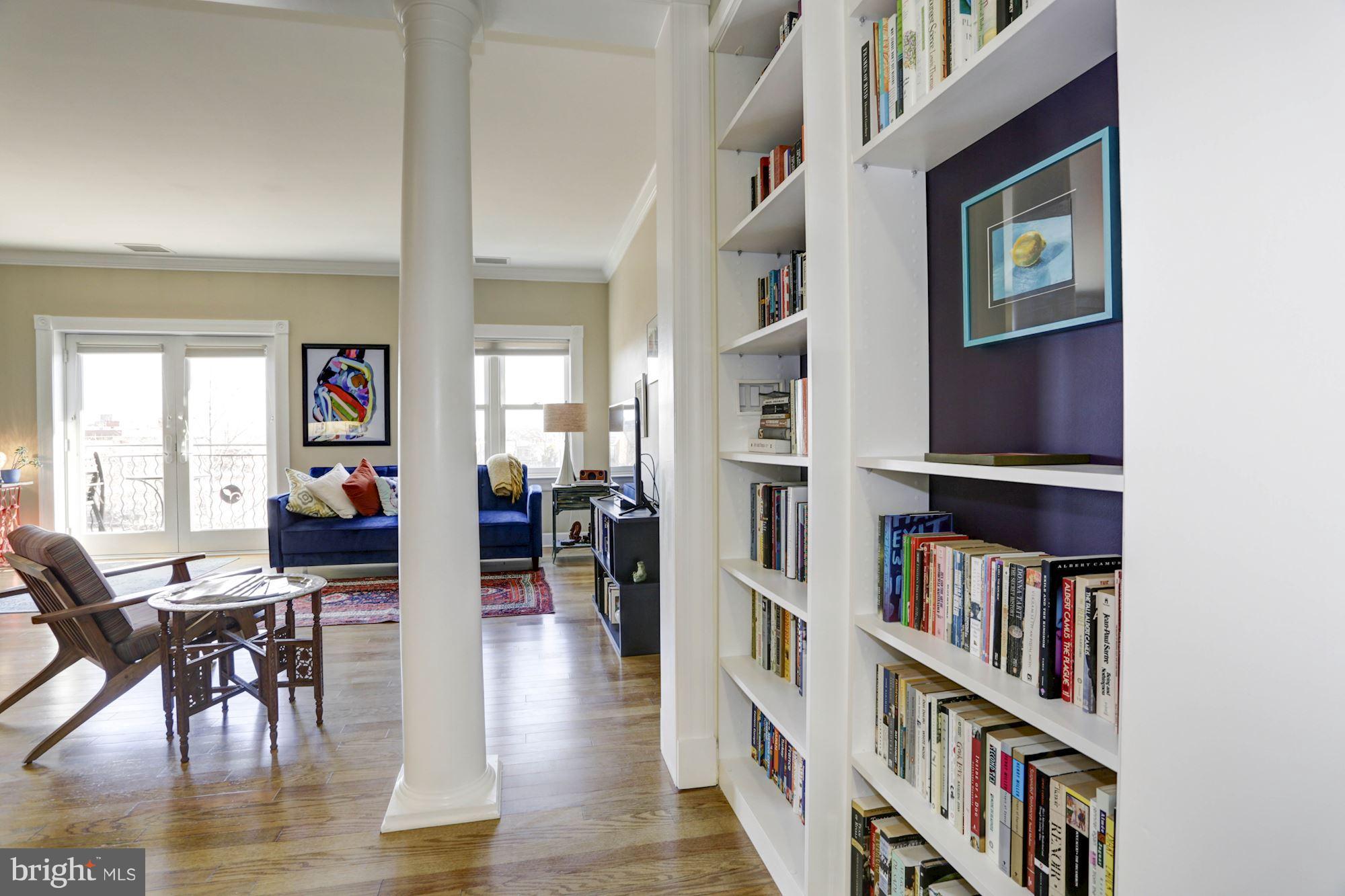 401 13th Street Northeast, Unit 408 Washington, DC 20002 - Photo 5 of 30 Foyer