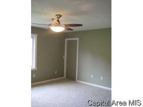 1865 MayField Road Chatham, IL 62629 - Photo 5 of 12 Gallery Image 5