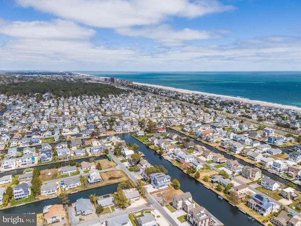 $3,500,000 | 322 York Road, South Bethany, DE 19930